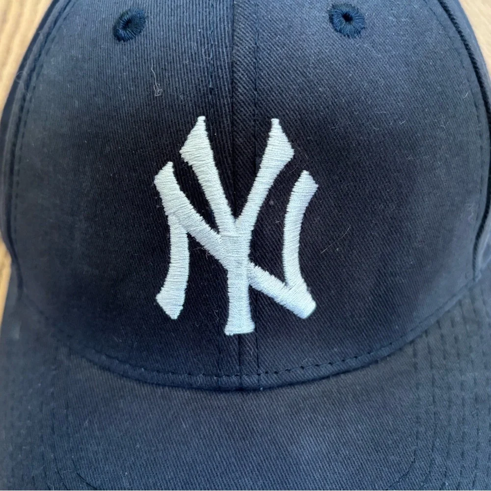 MLB New York Yankees 47 Youth Baseball Cap Adjustable Dark Blue NWOT